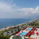 Hotel Megasaray Westbeach 5*