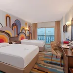 Megasaray Westbeach Hotel