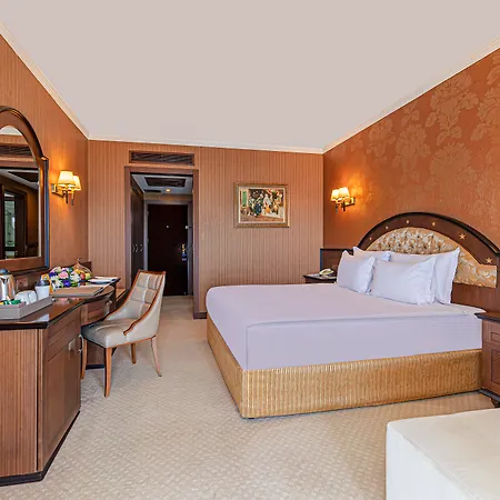 Megasaray Westbeach 5*