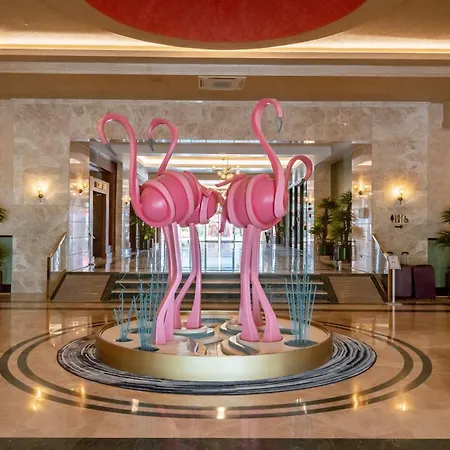 Megasaray Westbeach Hotell