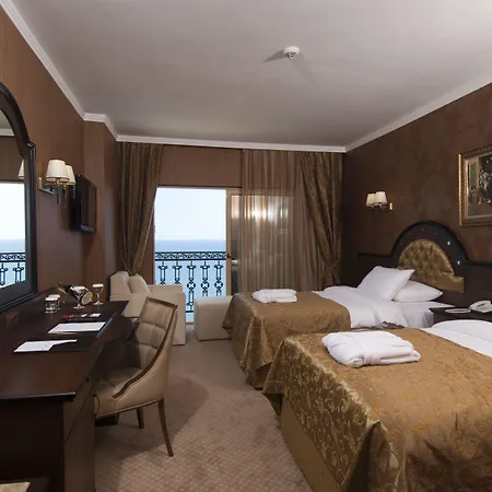 Megasaray Westbeach 5*