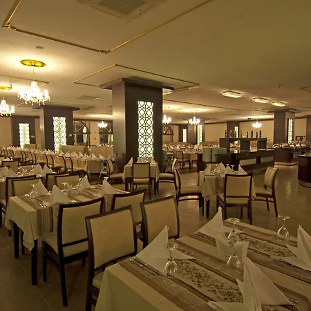 Hotel Megasaray Westbeach 5*