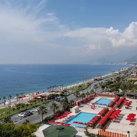 Hotel Megasaray Westbeach 5*