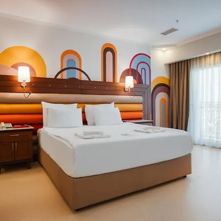 Hotel Megasaray Westbeach